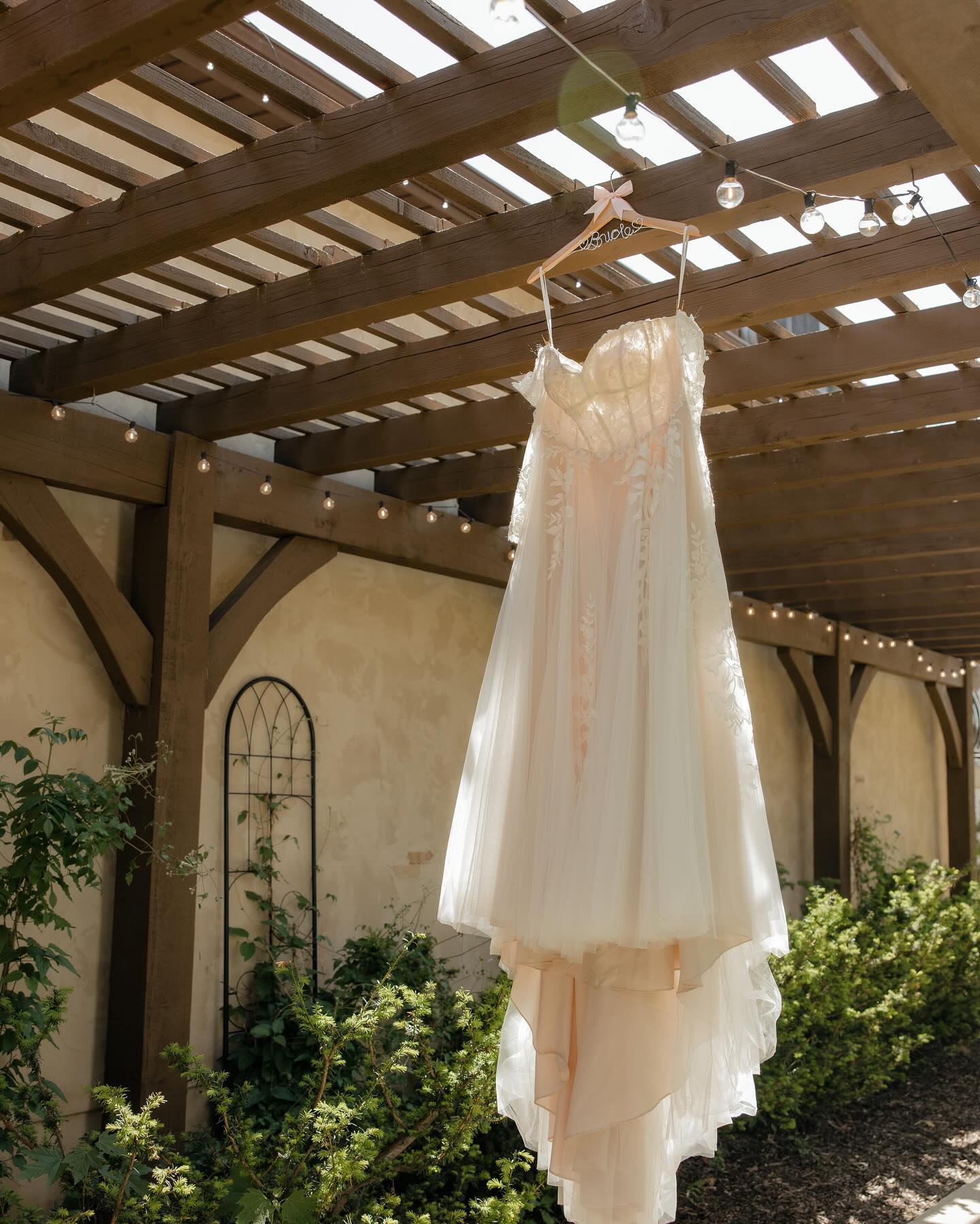 Kennedy Kiarra Presets – Gói Preset Lightroom Tone Màu Tự Nhiên Dành Cho Ảnh Chân Dung và Đám Cưới Tinh Tế Nịnh Mắt (xmp/acr) V3308 3 nencyha.com kennedy kiarra presets2