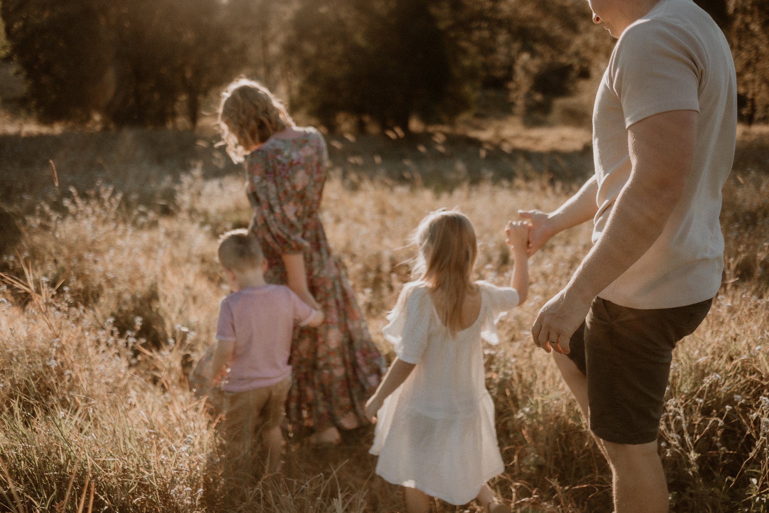 Storykeeper: Kindred Desktop Presets Story Keeper – Gói Preset Tạo Nên Cung Bậc Của Tâm Hồn (xmp/acr) K33P90 2 Kindred Desktop Presets Story Keeper – Gói Preset Tạo Nên Cung Bậc Của Tâm Hồn (xmp/acr) K33P90