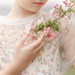 Light and Airy Presets Pack – Gói 08 Tone Màu Thanh Thoát Hoàn Hảo Dành Cho NAG Ảnh Cưới và Chân Dung Theo Phong Cách Light & Airy (xmp/acr) V33W95 13 nencyha.com light and airy presets 5