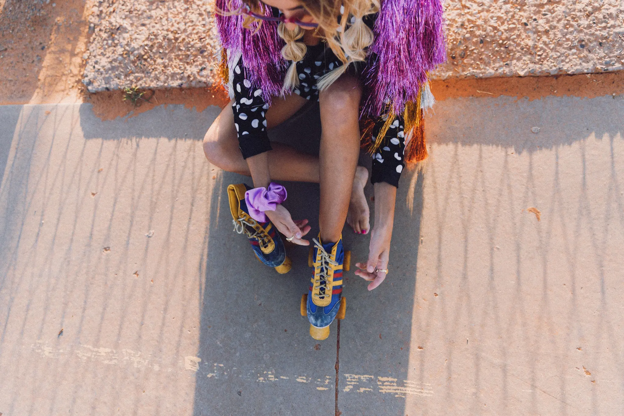 Rollerskater - Retro Portraits – Gói Preset Dành Cho Ảnh Chân Dung Phong Cách Cổ Điển Sẽ Đưa Bạn Đến Thập Niên Của Những Năm 70 (xmp/acr, dng) B31G39 3 nencyha.com roller skater retro portraits taylor pendleton preset 2