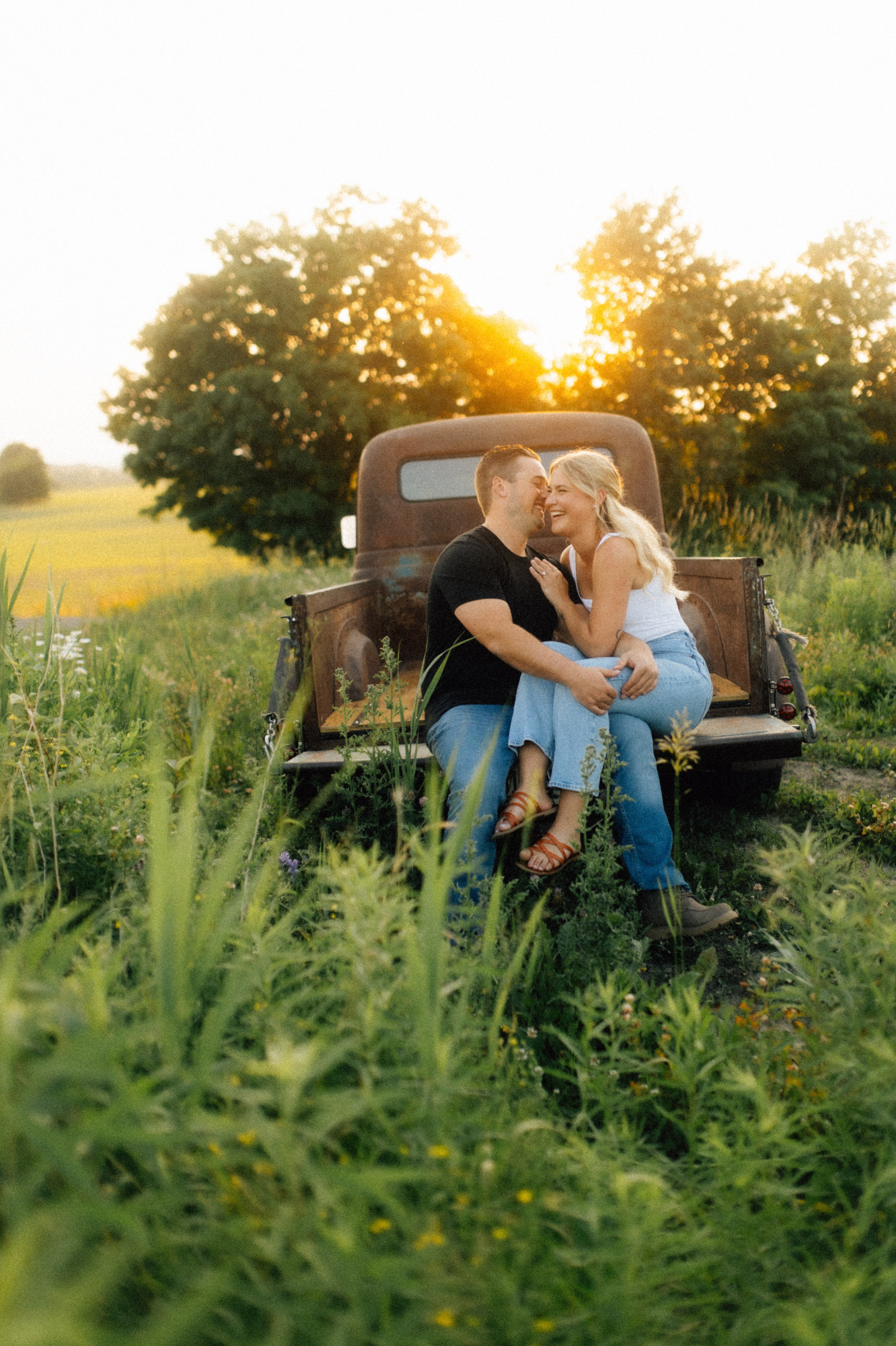 Authentic Love Presets Timeless Pack – Gói preset mang nét quyến rũ và thanh lịch bất kể thời đại nào (xmp/acr, Profiles) H43B30 5 authentic love presets timeless pack nencyha.com 4