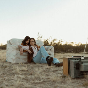 g presets from the daisies goi preset mang sac mau co dien tao nen nhung cau chuyen lang man 8