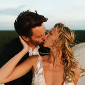 G-Presets x Photobug Lightroom Presets – Gói preset tuyệt đẹp cổ điển táo bạo và sạch sẽ (xmp/acr) T52B79 13 g presets x photobug lightroom presets goi preset tuyet dep co dien tao bao va sach se 3