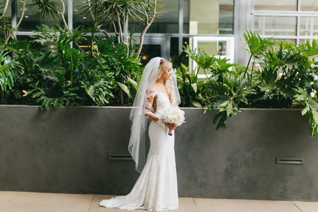 G-Presets x Photobug Lightroom Presets – Gói preset tuyệt đẹp cổ điển táo bạo và sạch sẽ (xmp/acr) T52B79 8 g presets x photobug lightroom presets goi preset tuyet dep co dien tao bao va sach se 6