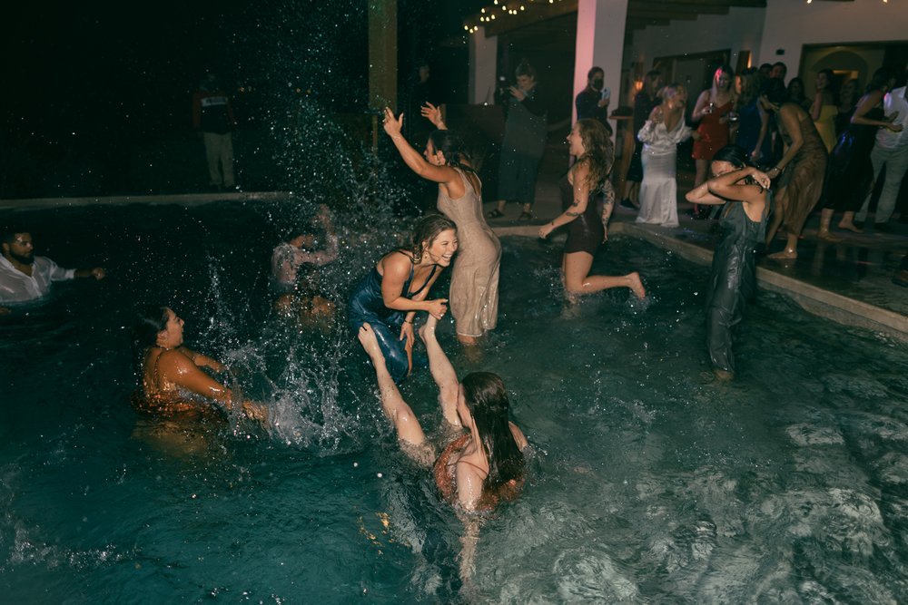 anni graham glacier preset goi preset danh cho nhiep anh chan dung cuoi co dien va sang trong 5