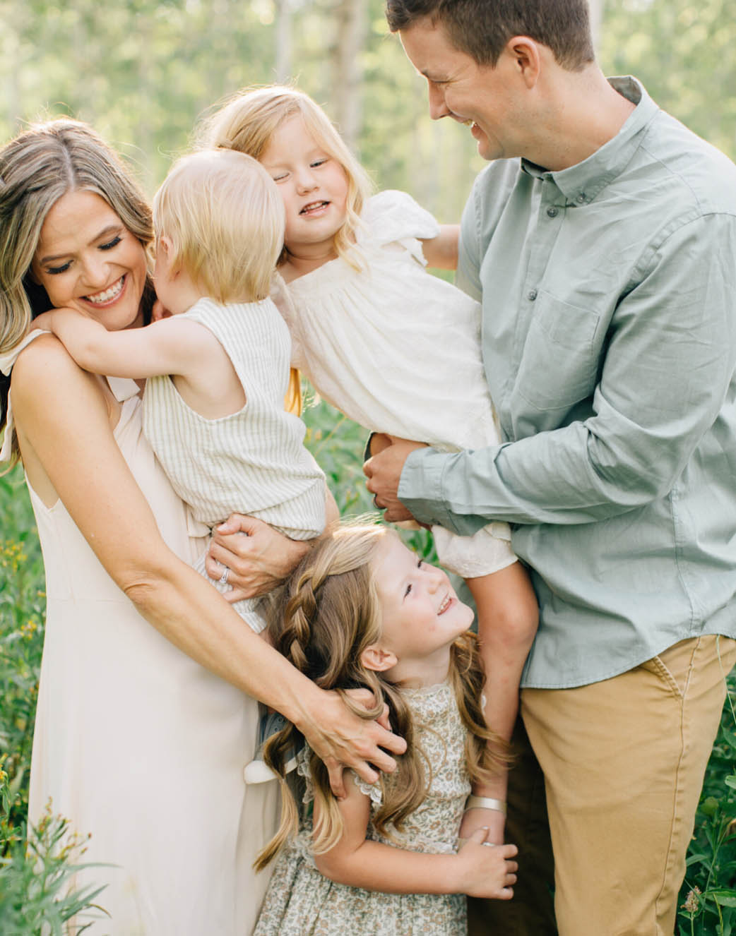 BreAnne Weston Presets Classic (Desktop Only) – Gói Preset Dành Cho Ảnh Chân Dung Gia Đình (xmp/acr) L60P50 1 BreAnne Weston Presets Classic (Desktop Only) – Gói Preset Dành Cho Ảnh Chân Dung Gia Đình