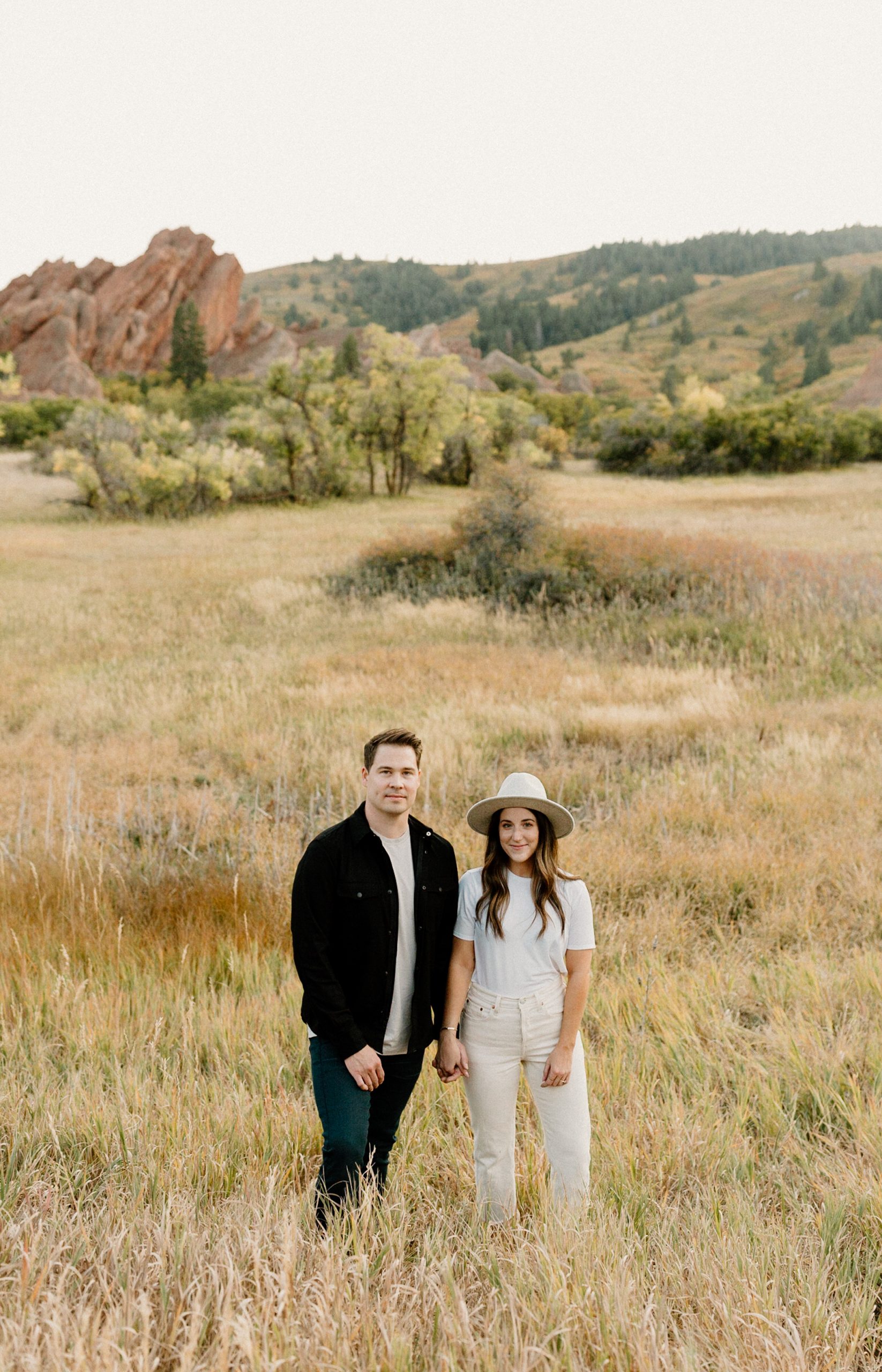 DC EFFORTLESS Pack Karra Leigh X Dawn Charles – Gói Preset Tone Màu Nhẹ Nhàng Dành Cho Nhiếp Ảnh Cưới và Chân Dung (xmp/acr) H62P26 4 dc effortless pack karra leigh x dawn charles goi preset tone mau nhe nhang danh cho nhiep anh cuoi va chan dung5