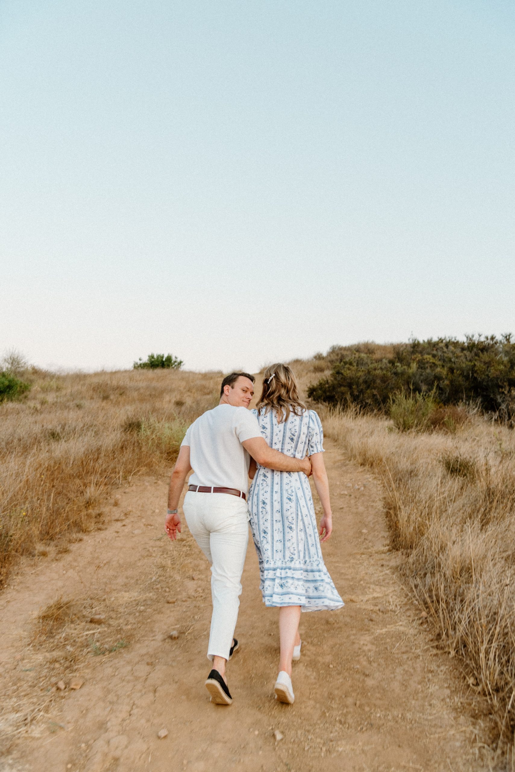 DC EFFORTLESS Pack Karra Leigh X Dawn Charles – Gói Preset Tone Màu Nhẹ Nhàng Dành Cho Nhiếp Ảnh Cưới và Chân Dung (xmp/acr) H62P26 5 dc effortless pack karra leigh x dawn charles goi preset tone mau nhe nhang danh cho nhiep anh cuoi va chan dung6