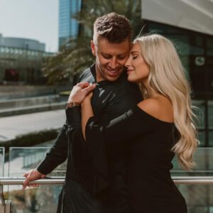 G-Presets Collaboration - Olivia Markle Presets – Gói Presets Mang Tone Màu Ấm Áp Cổ Điển Với Ánh Sáng Sắc Nét và Mạnh (xmp/acr, mp4) L58V97 13 g presets collaboration olivia markle presets goi presets mang tone mau am ap co dien voi anh sang sac net va manh 6