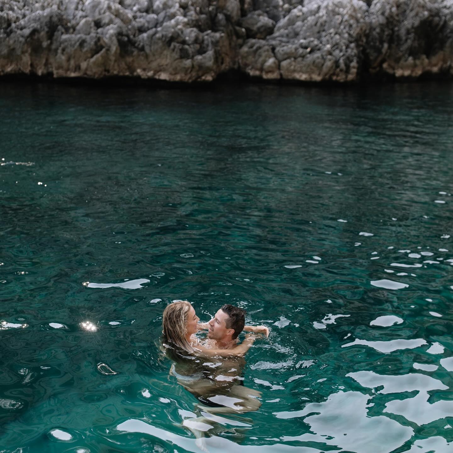 G-Presets - Sydney Noelle – Gói Preset Mang Luồng Gió Mới Ấm Áp Dịu Nhẹ Cho Nhiếp Ảnh Cưới (xmp/acr) A58P52 2 g presets sydney noelle goi preset mang luong gio moi am ap diu nhe cho nhiep anh cuoi 0