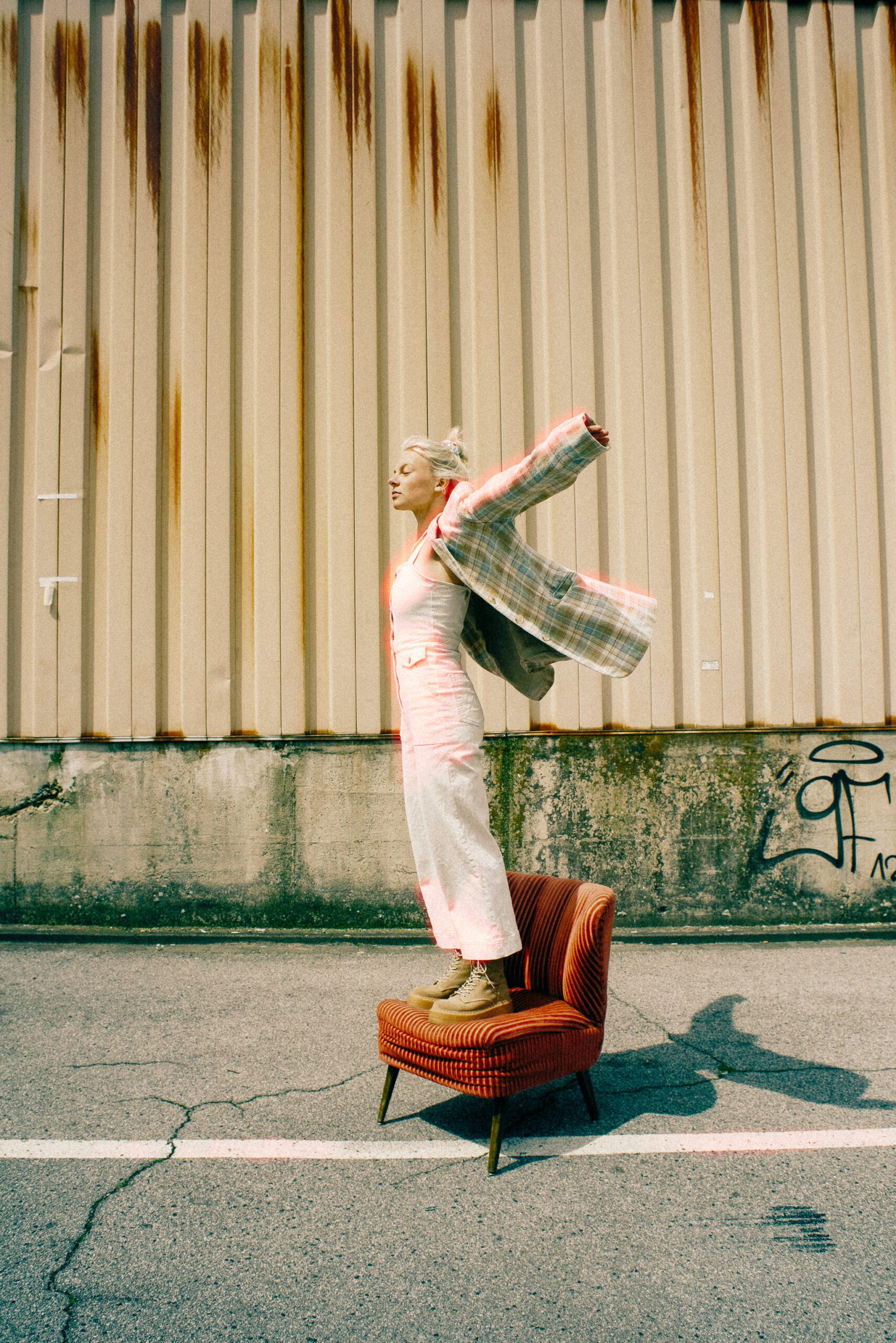 The Classic Presets - Classic ECN-2 2025 (Lightroom Preset) – Bộ Sưu Tập Preset Màu Film Mang Nhiếp Ảnh Analog Hiện Đại 2025 (xmp/acr, profiles, atn) V63T77 4 the classic presets classic ecn 2 2025 lightroom preset bo suu tap preset mau film mang nhiep anh analog hien dai 2025 3 scaled