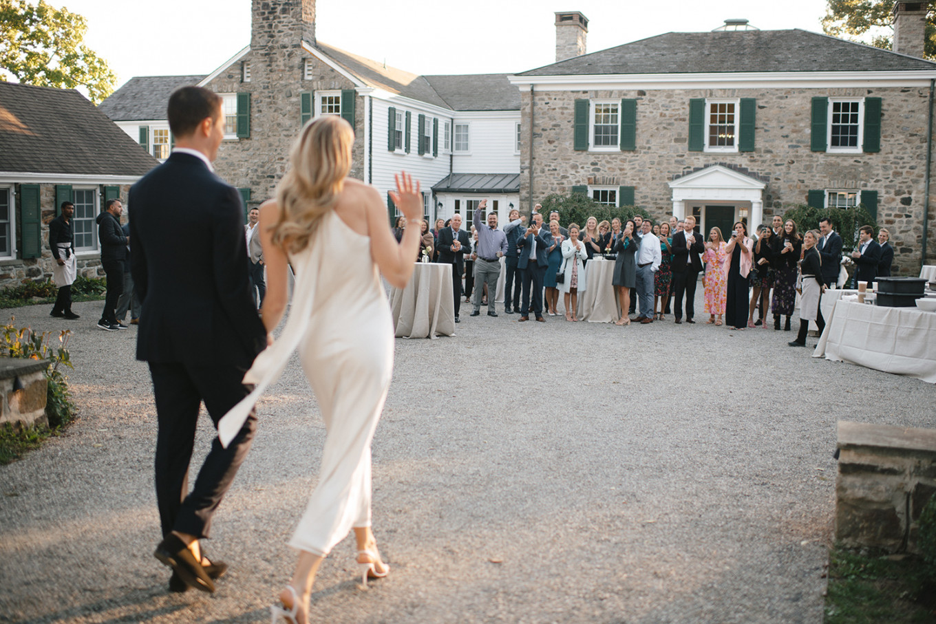 DVLOP - The Day to Day Collection by Kristen Marie Parker – Bộ sưu tập Preset màu Film được thiết kế cho mọi khía cạnh của ngày cưới (xmp/acr) N76C39 6 dvlop the day to day collection by kristen marie parker bo suu tap preset mau film duoc thiet ke cho moi khia canh cua ngay cuoi 4