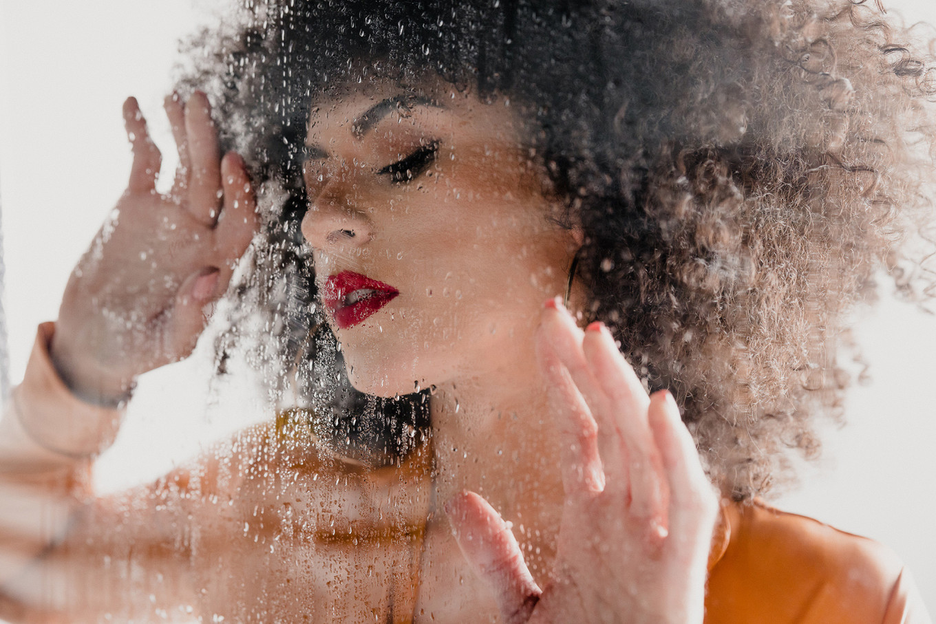 DVLOP - The Pure Pack – Bộ sưu tập Preset mang sắc màu 35mm film sạch sẽ và tinh tế (xmp/acr) A89V37 1 DVLOP - The Pure Pack – Bộ sưu tập Preset mang sắc màu 35mm film sạch sẽ và tinh tế (xmp/acr)