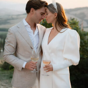 M&C - Preset Collection No1 – Bộ sưu tập Preset ảnh Cưới mang vẻ thanh lịch và vẻ đẹp hiện đại 2025 (xmp/acr) A93X06 13 mc preset collection no1 bo suu tap preset anh cuoi mang ve thanh lich va ve dep hien dai 2025 3