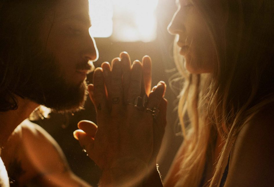 Meridian - LLFx - India Earl - Solis Presets – Bộ sưu tập Presets 25 hiệu ứng ánh sáng tự nhiên sáng tạo dành cho Nhiếp ảnh chân dung (xmp/acr) H93X51 1 Meridian - LLFx - India Earl - Solis Presets – Bộ sưu tập Presets 25 hiệu ứng ánh sáng tự nhiên sáng tạo dành cho Nhiếp ảnh chân dung (xmp/acr) H93X51