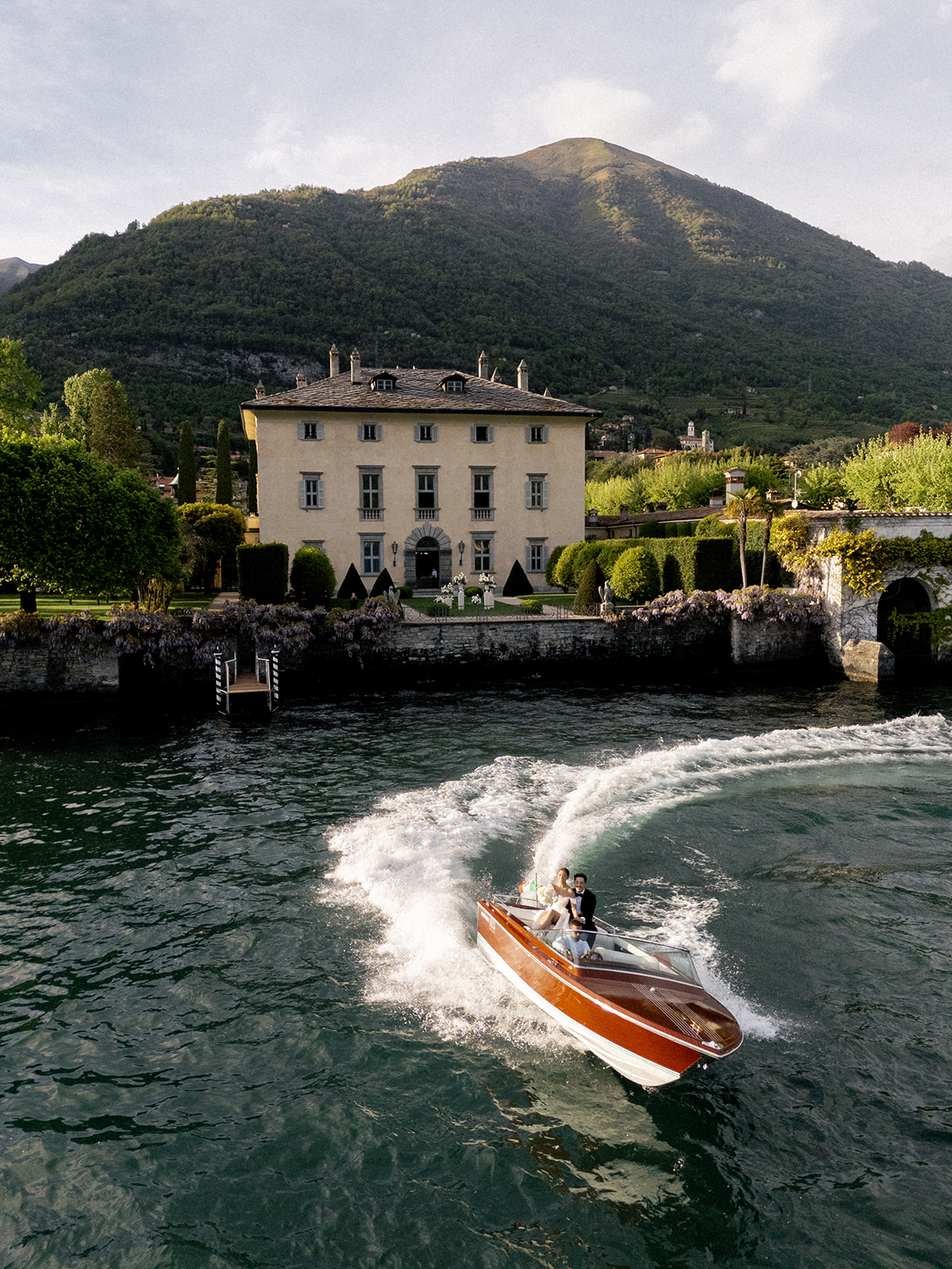 Roman Ivanov - Preset October 22 (New) – Bộ Sưu Tập Preset Fine Art Weddings Phong Cách Ý Sang Trọng Tinh Tế (xmp/acr) A93X82 5 roman ivanov preset october 22 new bo suu tap preset fine art weddings phong cach y sang trong tinh te 1