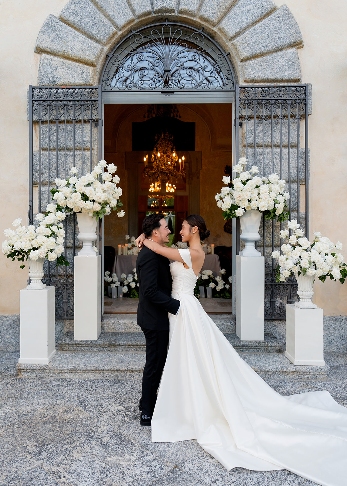 Roman Ivanov - Preset October 22 (New) – Bộ Sưu Tập Preset Fine Art Weddings Phong Cách Ý Sang Trọng Tinh Tế (xmp/acr) A93X82 11 roman ivanov preset october 22 new bo suu tap preset fine art weddings phong cach y sang trong tinh te 10