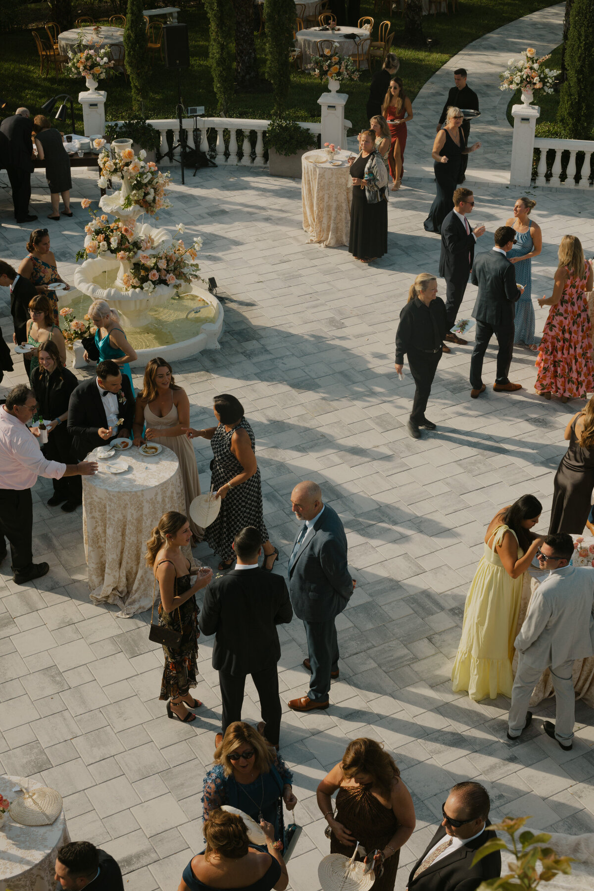 Lindsey Roman Desktop Presets — Bộ sưu tập preset ấm áp mềm mại gói súp dành cho NAG Đám Cưới (xmp/acr) A101K95 4 lindsey roman desktop presets bo suu tap preset am ap mem mai goi sup danh cho nag dam cuoi 4