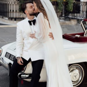 Zach & Grace - Feels Like Film — Bộ sưu tập Preset mang hoài niệm và cảm xúc của phim ảnh 2025 (xmp/acr) C102L17 12 zach grace feels like film bo suu tap preset mang hoai niem va cam xuc cua phim anh 2025 0