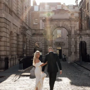 Zach & Grace - Feels Like Film — Bộ sưu tập Preset mang hoài niệm và cảm xúc của phim ảnh 2025 (xmp/acr) C102L17 13 zach grace feels like film bo suu tap preset mang hoai niem va cam xuc cua phim anh 2025 6