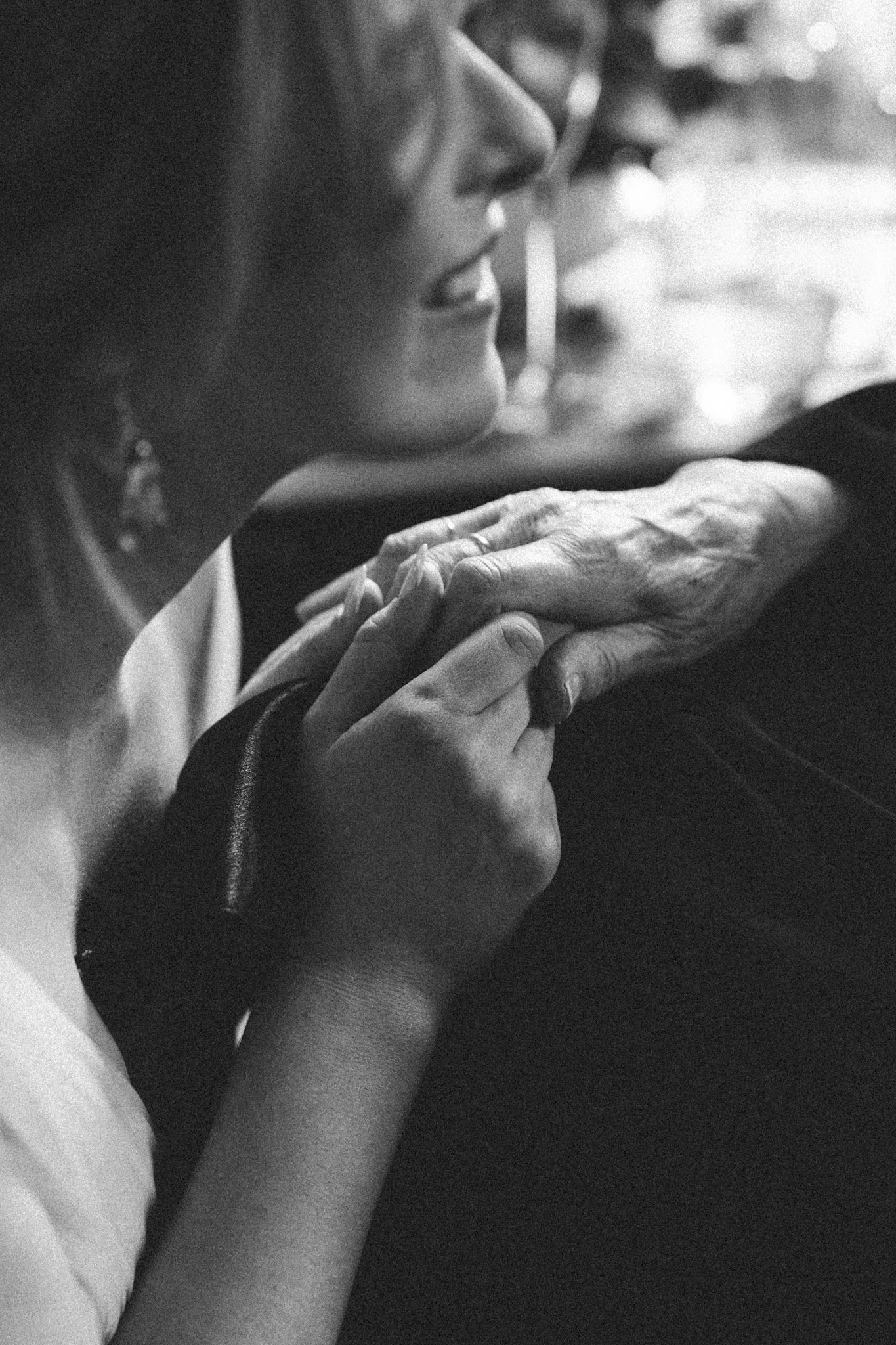 Tom Durn - Monochrome Mastery — Gói Preset đậm chất vượt thời gian và đậm chất điện ảnh (xmp/acr, dng) Y113X28 1 Tom Durn - Monochrome Mastery — Gói Preset đậm chất vượt thời gian và đậm chất điện ảnh (xmp/acr, dng) Y113X28