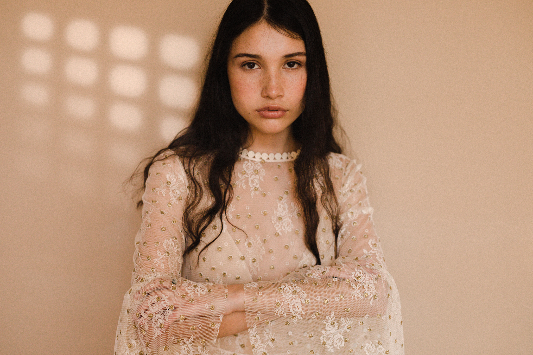 Chinelle Rojas - Solaye Presets — Gói Preset Hiệu ứng Ánh sáng cửa sổ của Chinelle Rojas (xmp/acr) R124X82 1 Chinelle Rojas - Solaye Presets — Gói Preset Hiệu ứng Ánh sáng cửa sổ của Chinelle Rojas (xmp/acr) R124X82