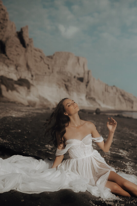 Vicky Baumann - Muse Two In One Bundle — Gói Preset Kèm Hướng Dẫn và PS Action 2 Trong 1 Dành Cho Nhiếp Ảnh Cưới Vicky Baumann 2026 (xmp/acr, mp4, atn) T125R74 6 vicky baumann muse two in one bundle goi preset kem huong dan va ps action 2 trong 1 danh cho nhiep anh cuoi vicky baumann 2026 6