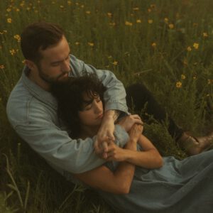 Dualistic Presets by Mari Trancosoo — Bộ preset mang phong cách điện ảnh cổ điển nghệ thuật (xmp/acr) E133D89