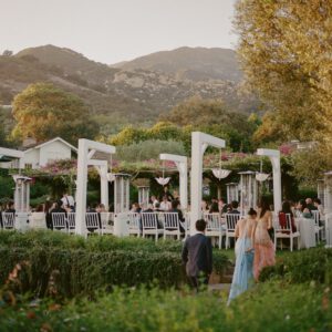 The Kelly Brown Edit — Bộ Sưu Tập Preset Lightroom Dành Cho Nhiếp Ảnh Cưới Mang Phong Cách Thuần Khiết Đẳng Cấp Chân Thực và Vượt Thời Gian 2026 (xmp/acr) P144F 7 the kelly brown edit bo suu tap preset lightroom danh cho nhiep anh cuoi mang phong cach thuan khiet dang cap chan thuc va vuot thoi gian 2026 5